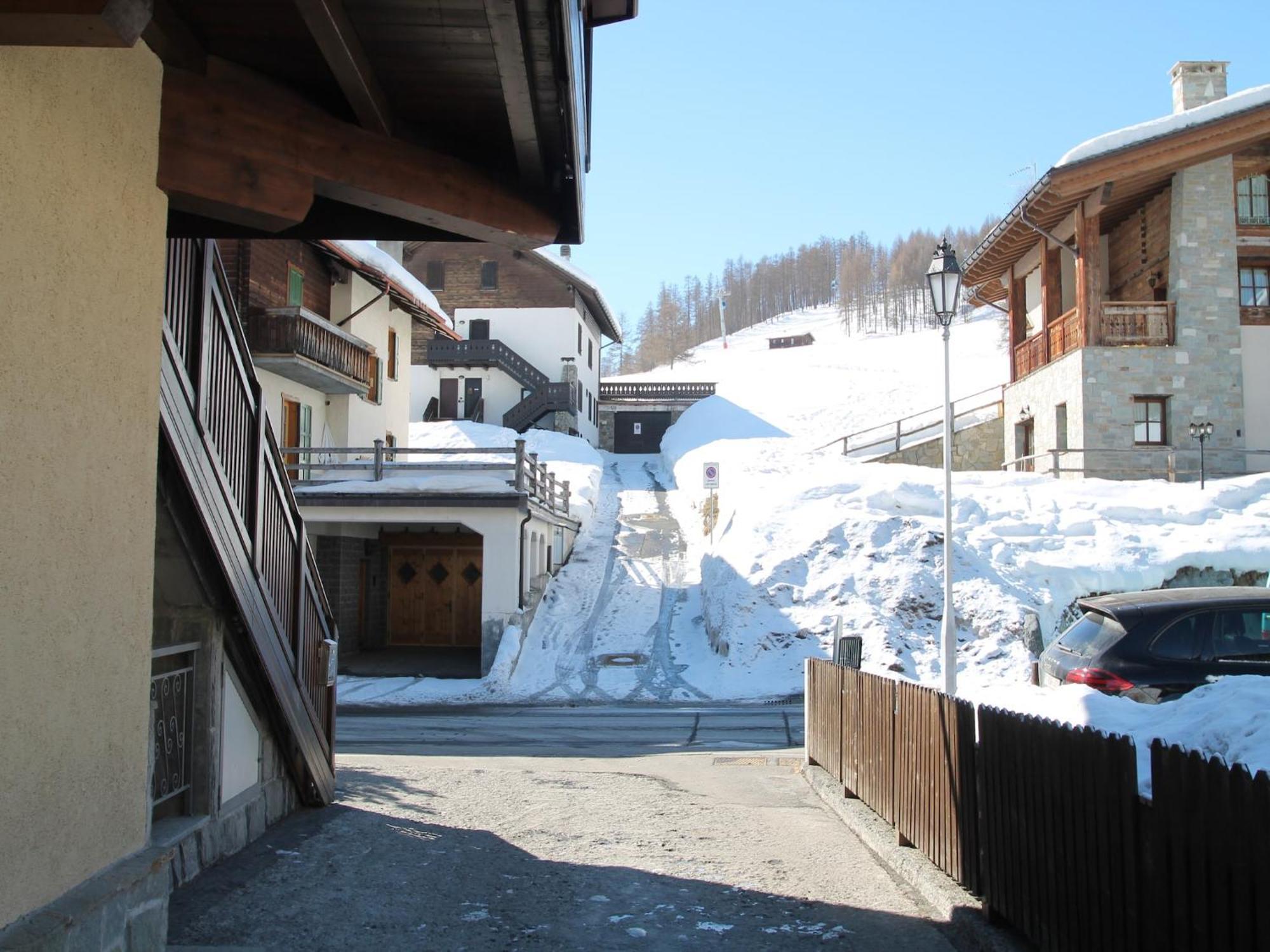 Apartment In Baita Only 200M From The Ski Lifts Livigno Exteriör bild